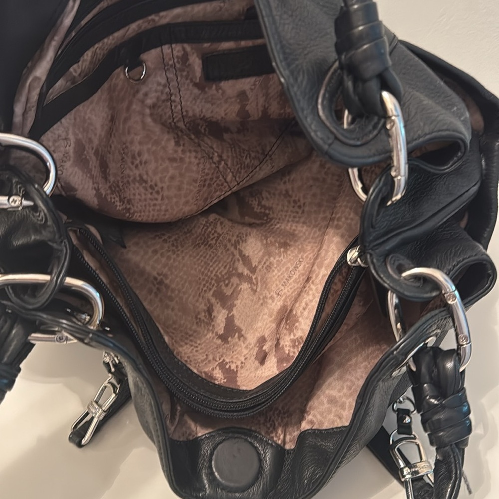 B. MAKOWSKY Leather Purse - Picture 8 of 8